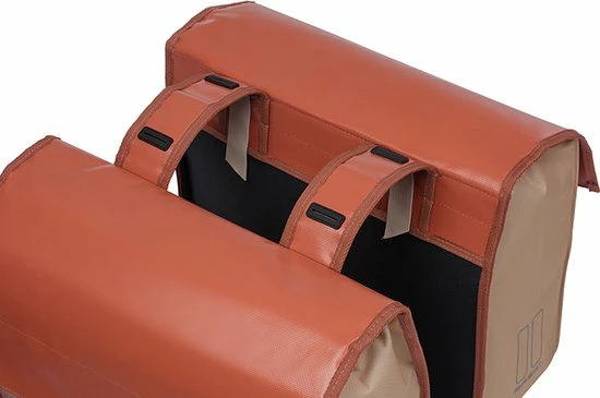 Basil Urban Load Dubbele Fietstas - 48-53 Liter - Terrarood 5 Basil Urban Load Dubbele Fietstas - 48-53 Liter - Terrarood - Afbeelding 5