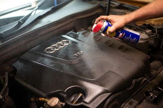 WD-40® Smart Straw® Multi-Use Product - 450ml - Multispray - Smeermiddel, Ontvetter En Anti-Corrosie 6 WD-40® Smart Straw® Multi-Use Product - 450ml - Multispray - Smeermiddel, Ontvetter En Anti-Corrosie - Afbeelding 6