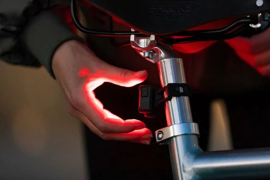 AXA - Niteline 11 - LED Fietsverlichting - Fietslampjes Voor En Achter - Batterij 4 AXA - Niteline 11 - LED Fietsverlichting - Fietslampjes Voor En Achter - Batterij - Afbeelding 4