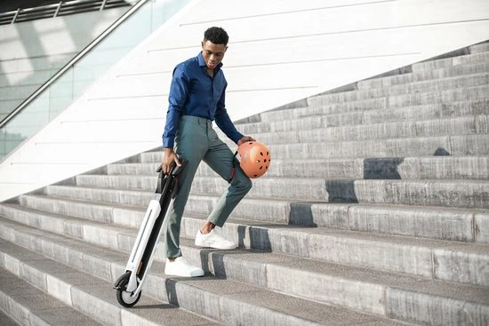 Ninebot By Segway Segway Ninebot Kickscooter Air T15 - Wit - Elektrische Step 7 Ninebot By Segway Segway Ninebot Kickscooter Air T15 - Wit - Elektrische Step - Afbeelding 7