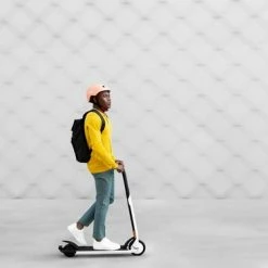 Ninebot By Segway Segway Ninebot Kickscooter Air T15 - Wit - Elektrische Step 33 Ninebot By Segway Segway Ninebot Kickscooter Air T15 - Wit - Elektrische Step -Windgoo Shop 550x367 22