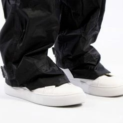 Ralka Regenbroek - Junior - Zwart - 176 -Windgoo Shop 550x368 15