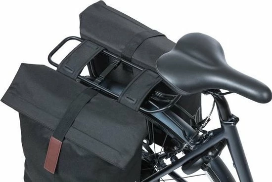 Basil City Dubbele Fietstas - Zwart - 32 Liter 8 Basil City Dubbele Fietstas - Zwart - 32 Liter - Afbeelding 8