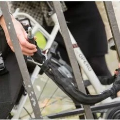 AXA Solid Plus Fietsslot- ART2 - Inclusief 140cm Insteekketting Ringslot - Zwart -Windgoo Shop 550x371 6