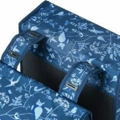 Basil Wanderlust Dubbele Fietstas - Blauw - 35 Liter -Windgoo Shop 550x377 2