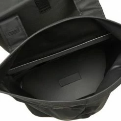 Basil City Dubbele Fietstas - Zwart - 32 Liter 28 Basil City Dubbele Fietstas - Zwart - 32 Liter -Windgoo Shop 550x379 1