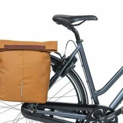 Basil City Fietsshopper - Enkele Fietstas - Camel Bruin - 16 Liter 26 Basil City Fietsshopper - Enkele Fietstas - Camel Bruin - 16 Liter -Windgoo Shop 550x398 8