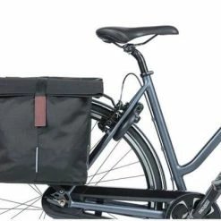 Basil City Dubbele Fietstas - Grijs Melee - 32 Liter 19 Basil City Dubbele Fietstas - Grijs Melee - 32 Liter -Windgoo Shop 550x400 5