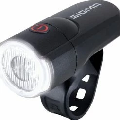 Sigma Sport AURA 30 Fietsverlichting Set - Led Koplamp 30 Lux - CURVE Achterlicht - Inclusief Batterijen 29 Sigma Sport AURA 30 Fietsverlichting Set - Led Koplamp 30 Lux - CURVE Achterlicht - Inclusief Batterijen -Windgoo Shop 550x519 17