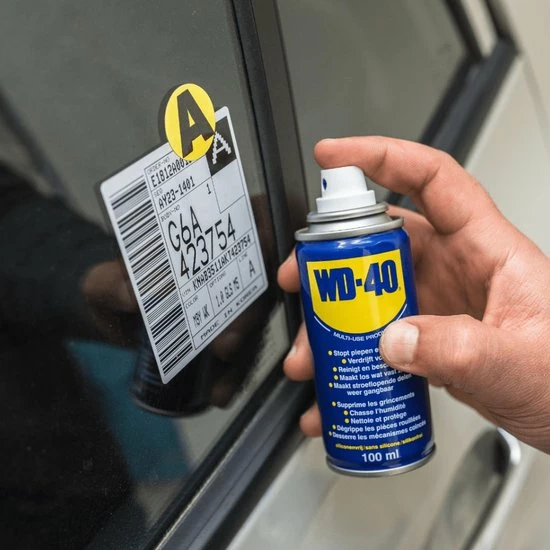 WD-40 Multi-Use Product Classic - 200ml - Multispray - Smeermiddel, Ontvetter En Anti-Corrosie 4 WD-40 Multi-Use Product Classic - 200ml - Multispray - Smeermiddel, Ontvetter En Anti-Corrosie - Afbeelding 4