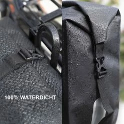 Dutch Mountains Dubbele Fietstas 46 Ltr | 100% Waterdichte Fietstas | Rolltop Sluiting | Reflectoren | Zwart 17 Dutch Mountains Dubbele Fietstas 46 Ltr | 100% Waterdichte Fietstas | Rolltop Sluiting | Reflectoren | Zwart -Windgoo Shop 550x550 420