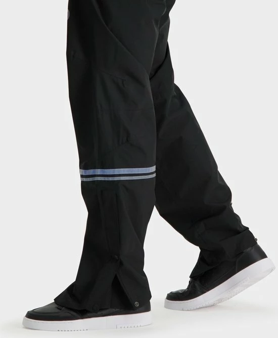 AGU Original Regenpak Essential - Zwart - XL - Dames & Heren - Waterdicht & Ademend 17 AGU Original Regenpak Essential - Zwart - XL - Dames & Heren - Waterdicht & Ademend - Afbeelding 17