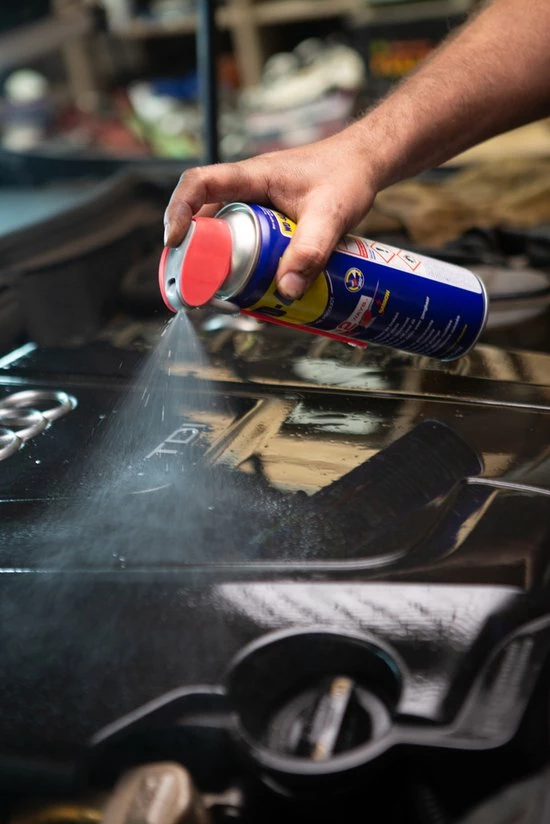 WD-40® Smart Straw® Multi-Use Product - 450ml - Multispray - Smeermiddel, Ontvetter En Anti-Corrosie 3 WD-40® Smart Straw® Multi-Use Product - 450ml - Multispray - Smeermiddel, Ontvetter En Anti-Corrosie - Afbeelding 3